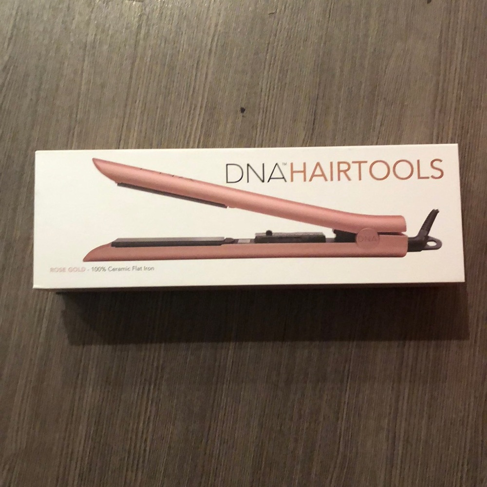 DNA HairTools Flat Iron